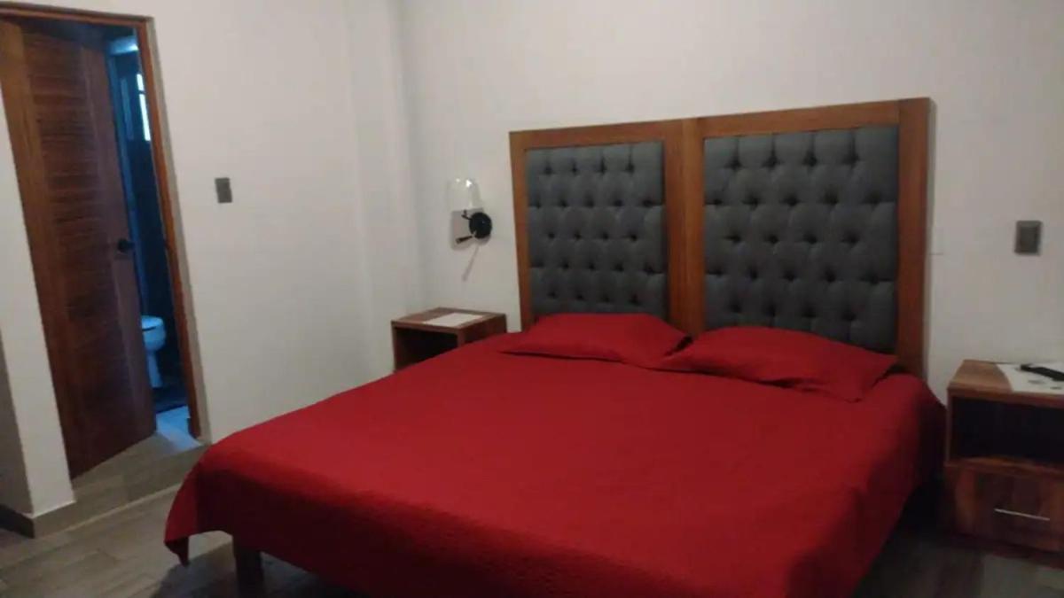 Suites C O V A D O N G A Mexiko-Stadt Zimmer foto